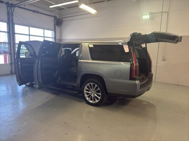 used 2019 Cadillac Escalade ESV car, priced at $34,991