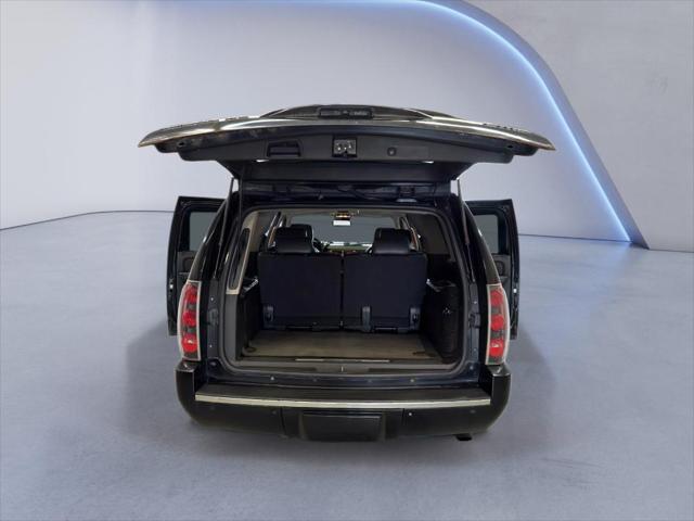 used 2009 GMC Yukon XL car, priced at $5,991