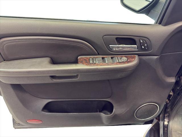 used 2009 GMC Yukon XL car, priced at $5,991