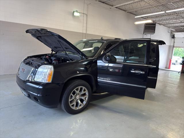 used 2009 GMC Yukon XL car, priced at $5,991