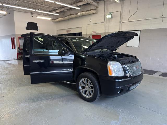 used 2009 GMC Yukon XL car, priced at $5,991