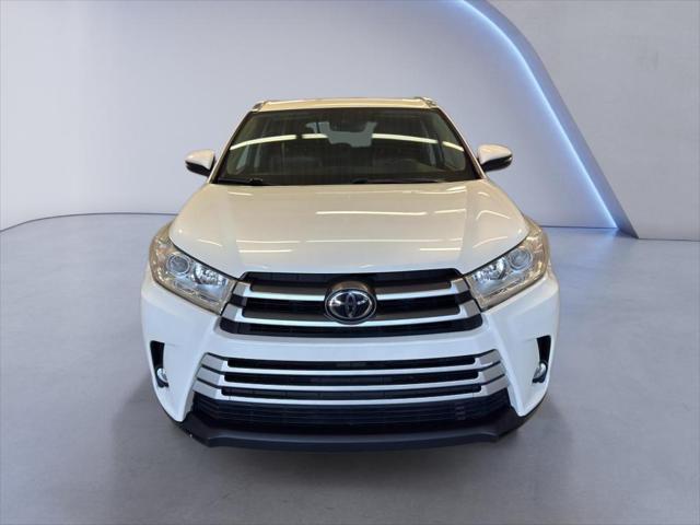 used 2018 Toyota Highlander car, priced at $20,791