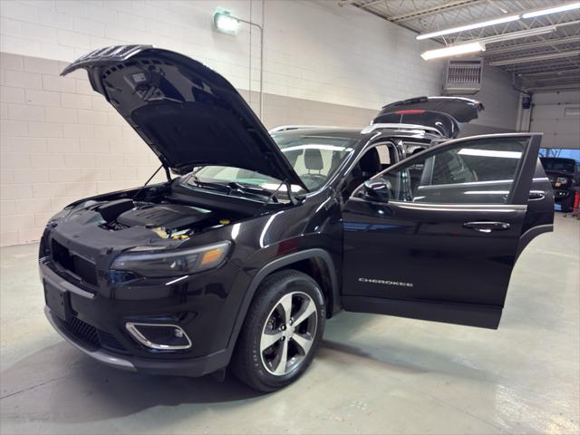 used 2019 Jeep Cherokee car, priced at $8,900
