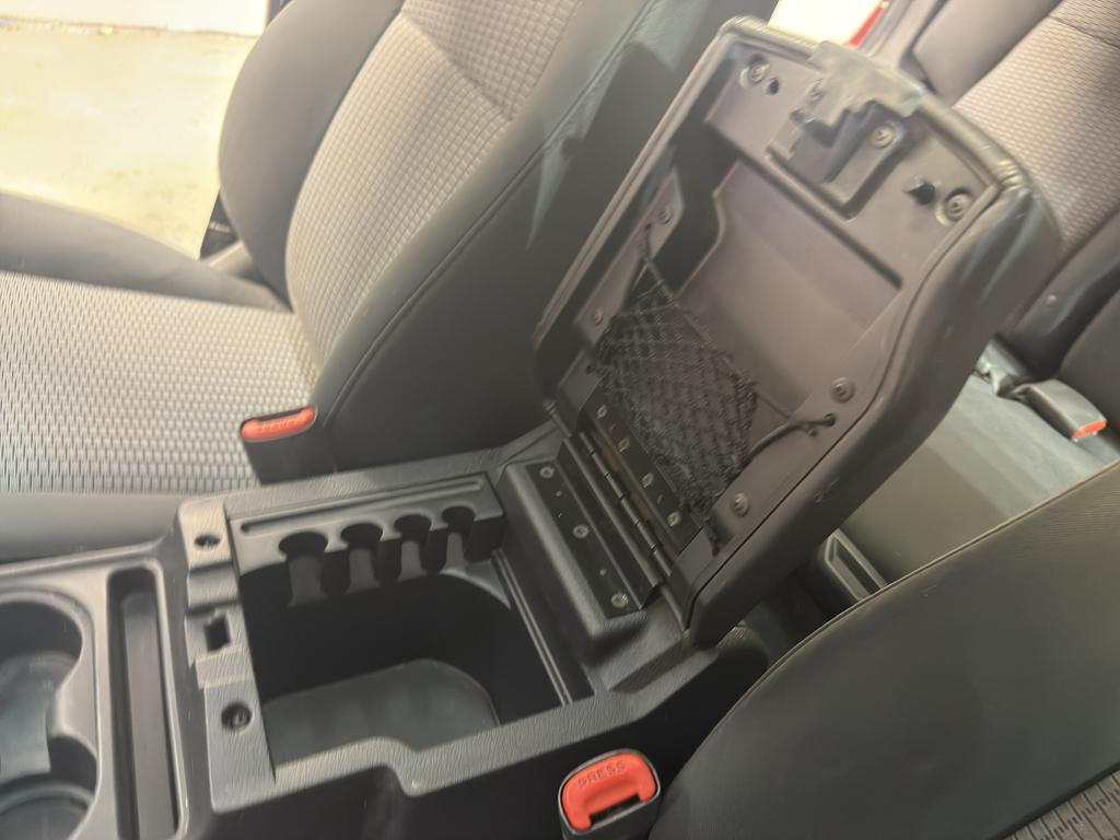 used 2009 Jeep Grand Cherokee car, priced at $2,495