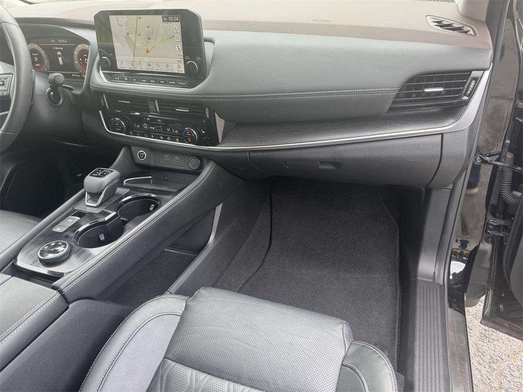 used 2021 Nissan Rogue car, priced at $27,789