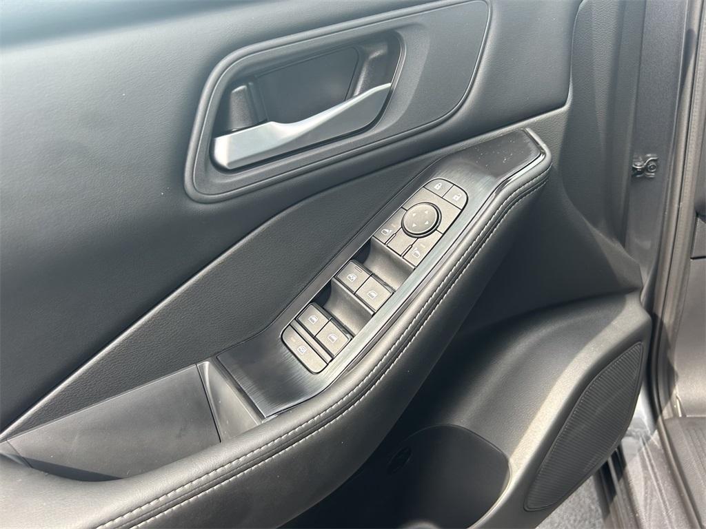 new 2026 Nissan Rogue car, priced at $29,267