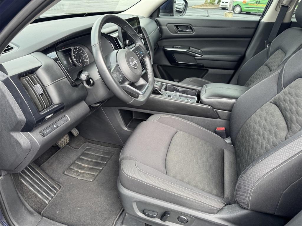 used 2024 Nissan Pathfinder car, priced at $29,988