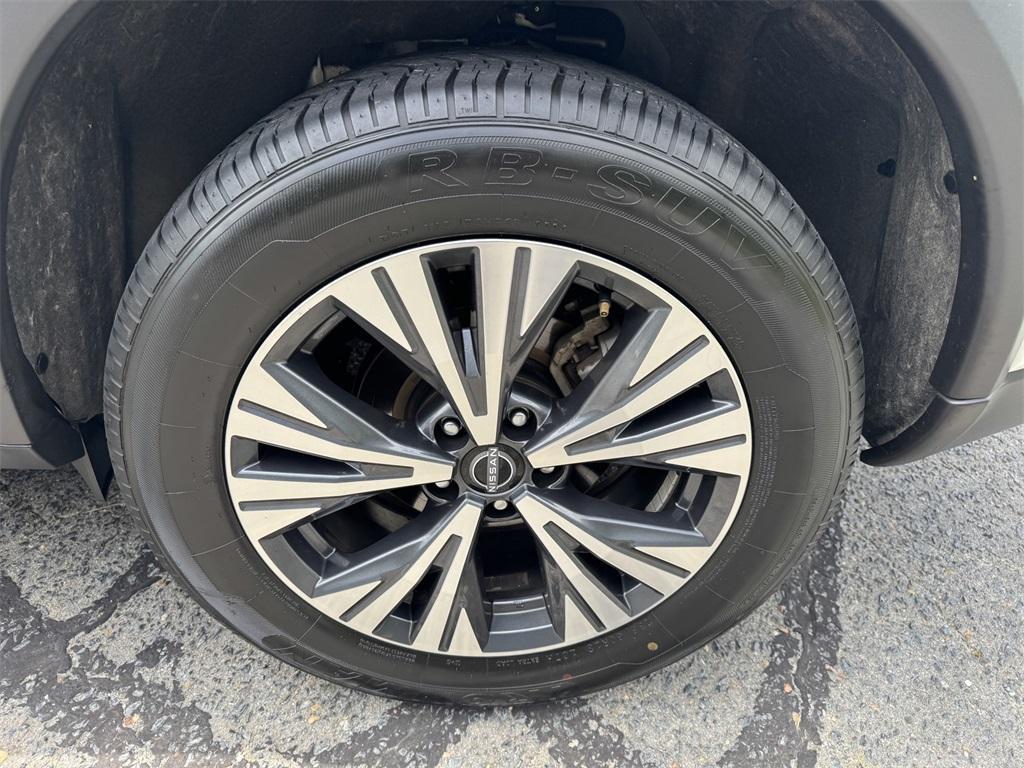 used 2023 Nissan Rogue car, priced at $21,598