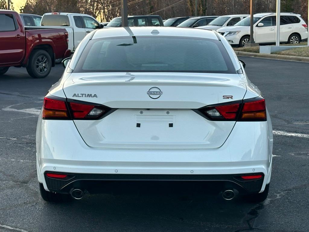 new 2025 Nissan Altima car