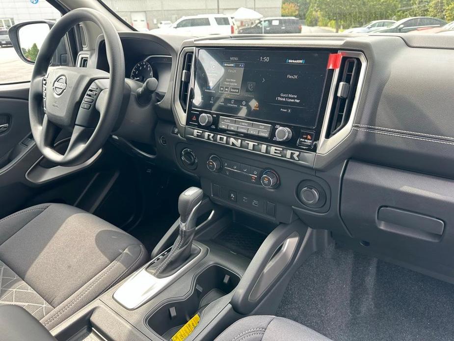 new 2025 Nissan Frontier car, priced at $39,775