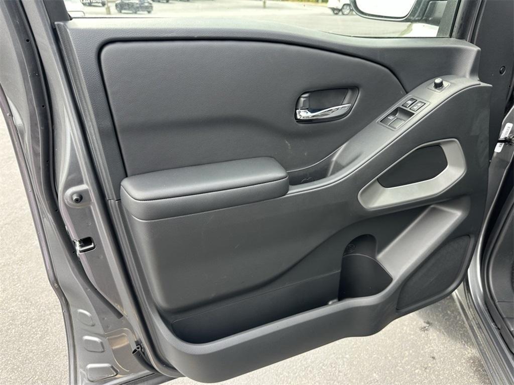 new 2025 Nissan Frontier car, priced at $35,306