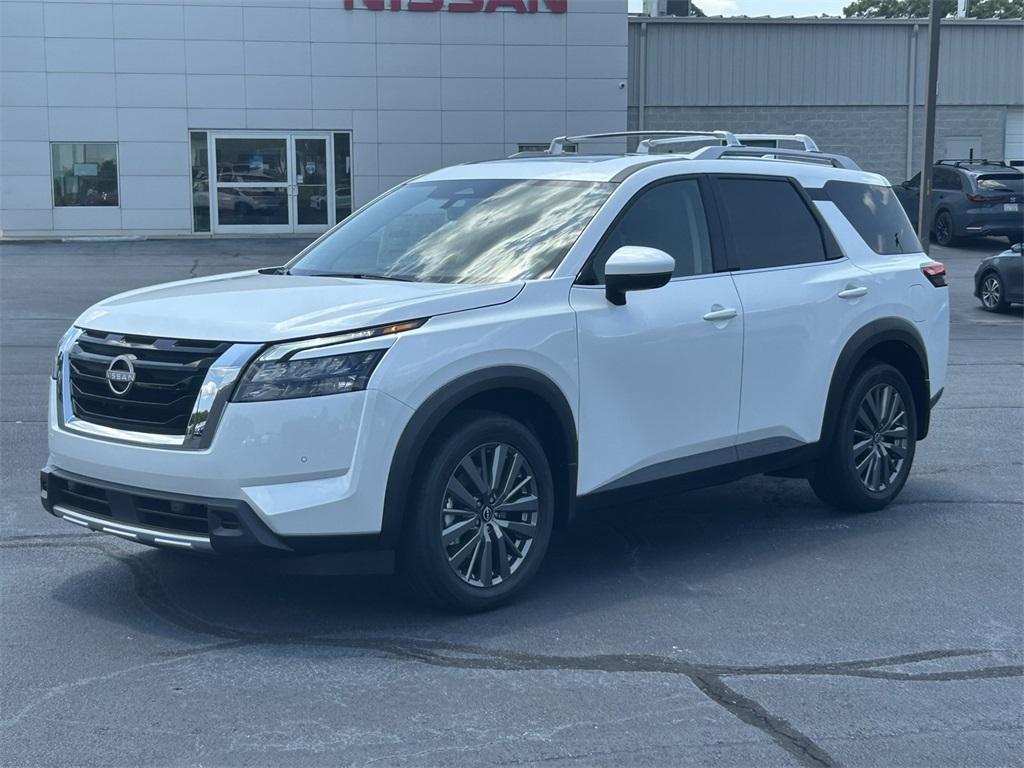 new 2025 Nissan Pathfinder car, priced at $43,459