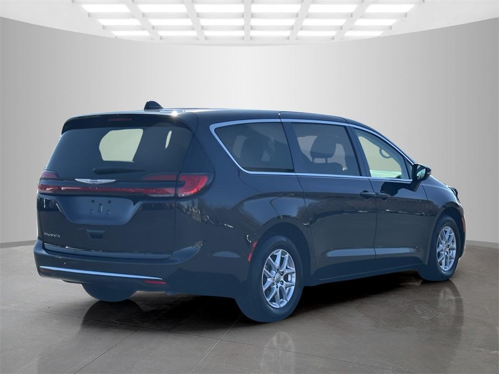 used 2023 Chrysler Pacifica car, priced at $20,988