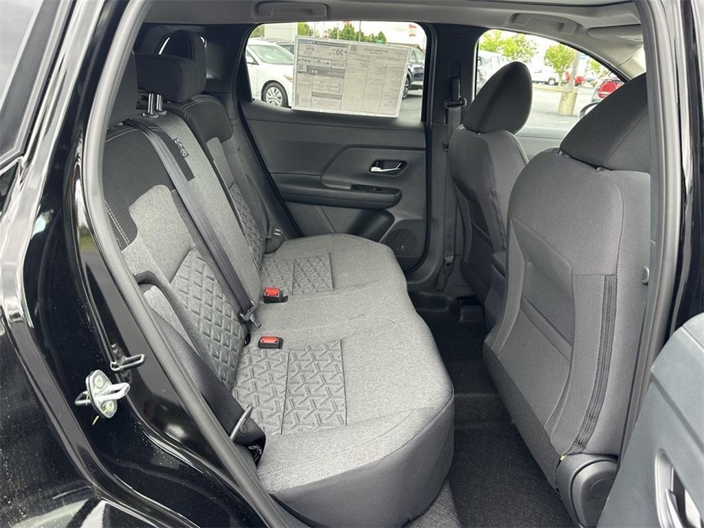 new 2025 Nissan Kicks car