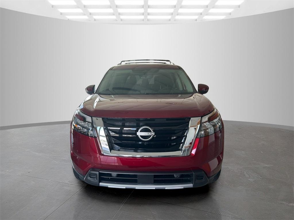 new 2025 Nissan Pathfinder car, priced at $46,245