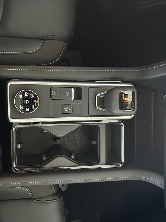 new 2025 Nissan Pathfinder car, priced at $46,245