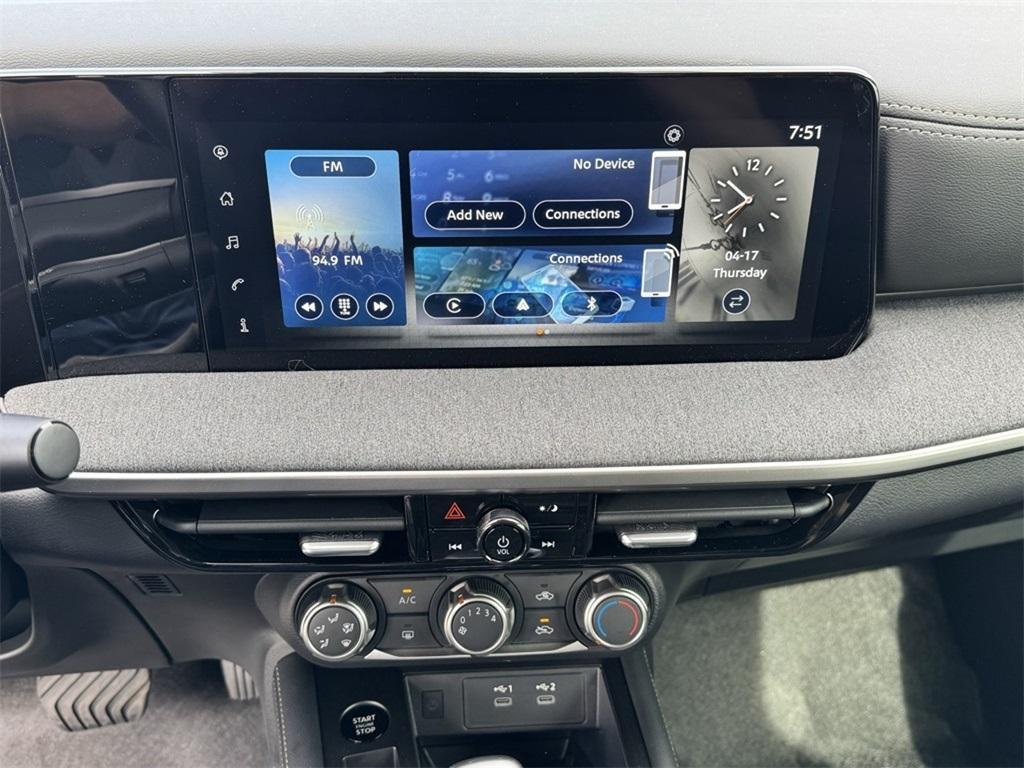 new 2025 Nissan Kicks car