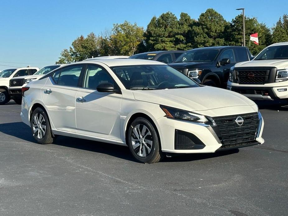 new 2025 Nissan Altima car, priced at $26,640