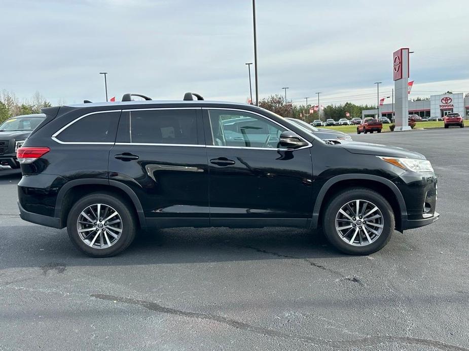 used 2019 Toyota Highlander car, priced at $22,988