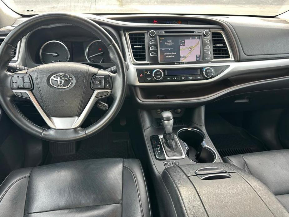 used 2019 Toyota Highlander car, priced at $22,988