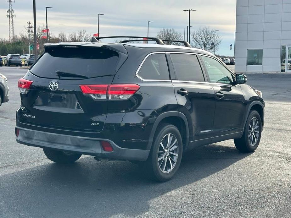 used 2019 Toyota Highlander car, priced at $22,988