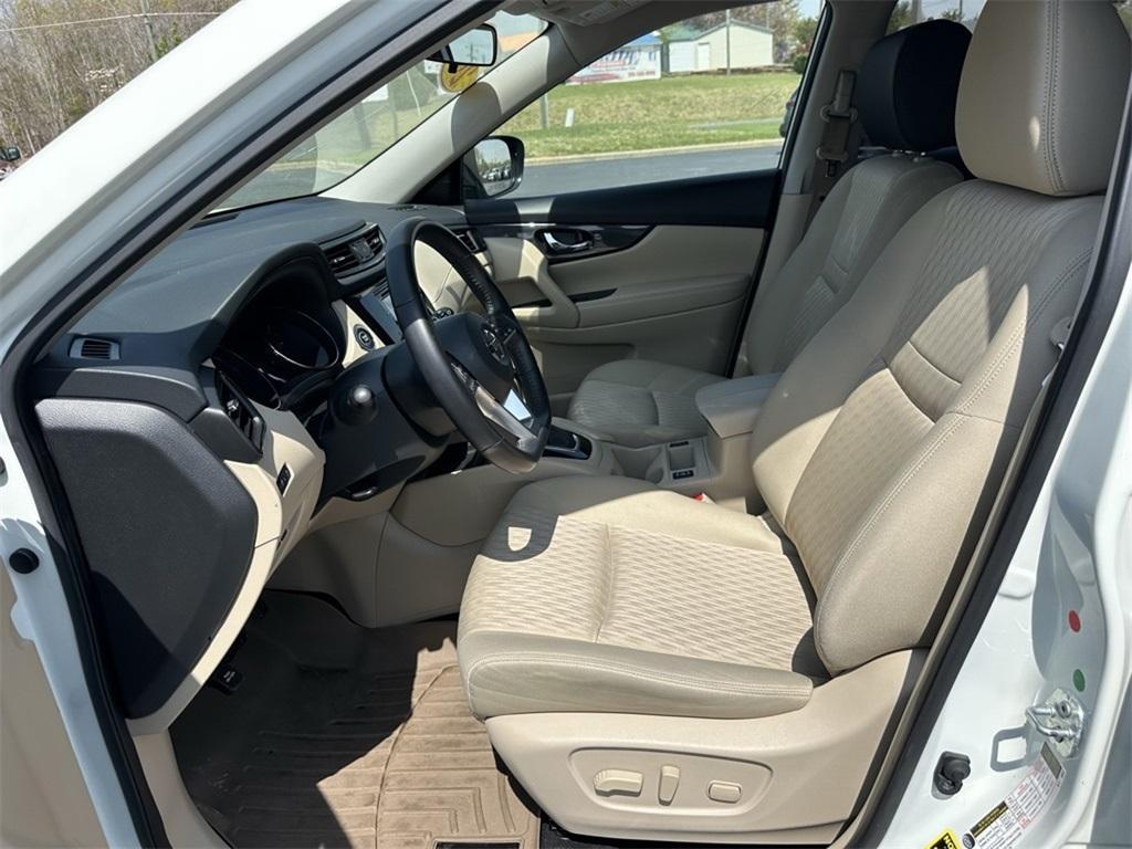 used 2017 Nissan Rogue car, priced at $11,788