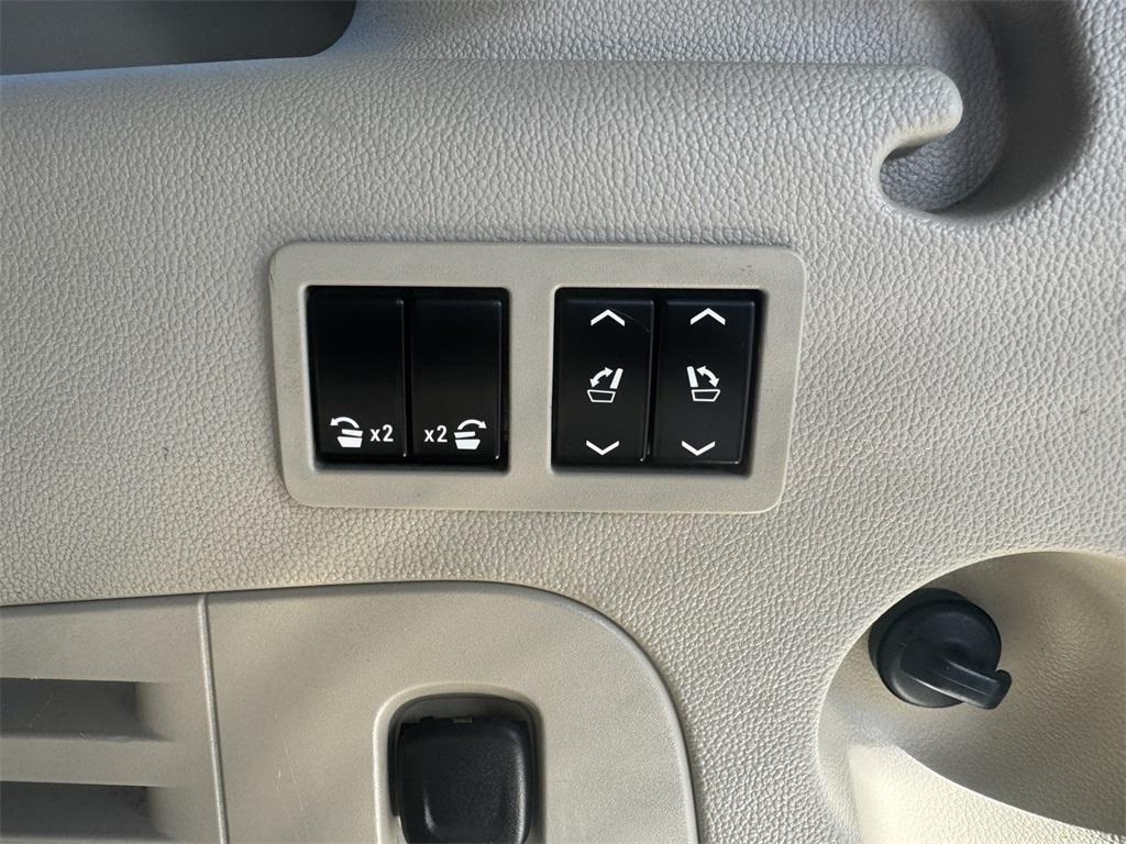 used 2016 GMC Yukon XL car, priced at $19,988