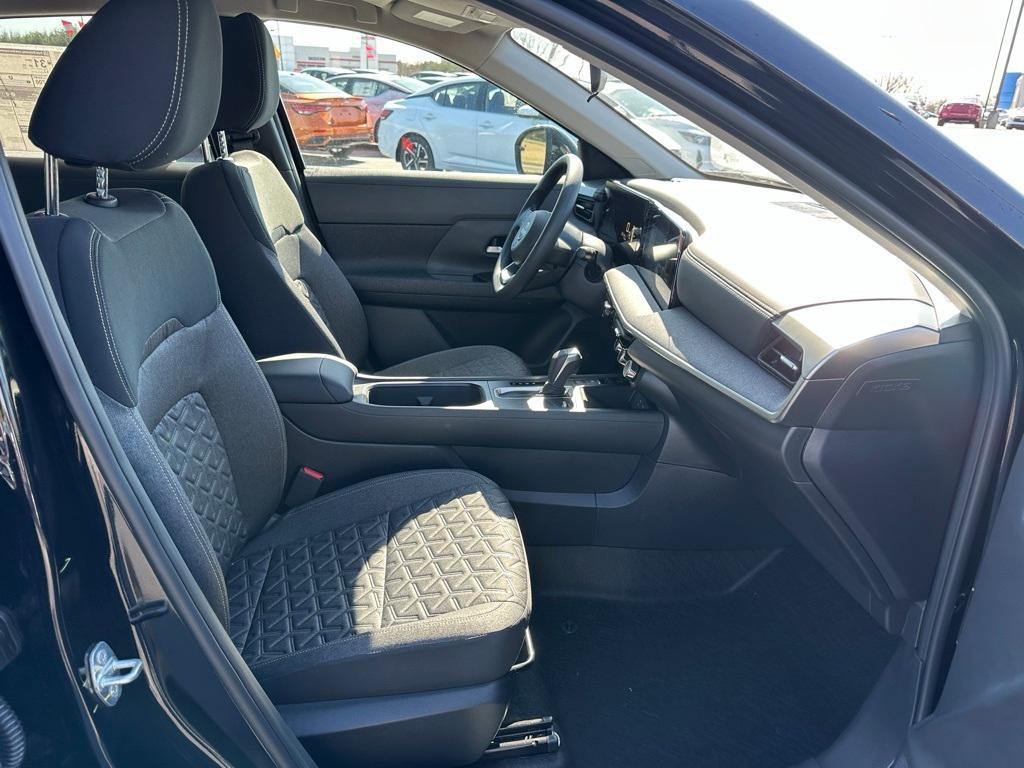 new 2025 Nissan Kicks car, priced at $24,575