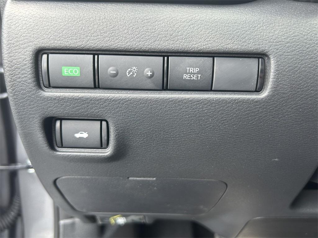 new 2025 Nissan Sentra car, priced at $22,306