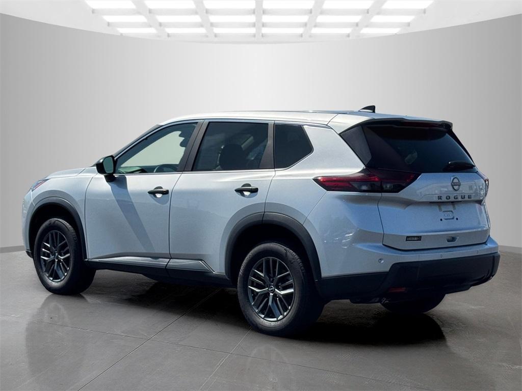 used 2024 Nissan Rogue car, priced at $22,999