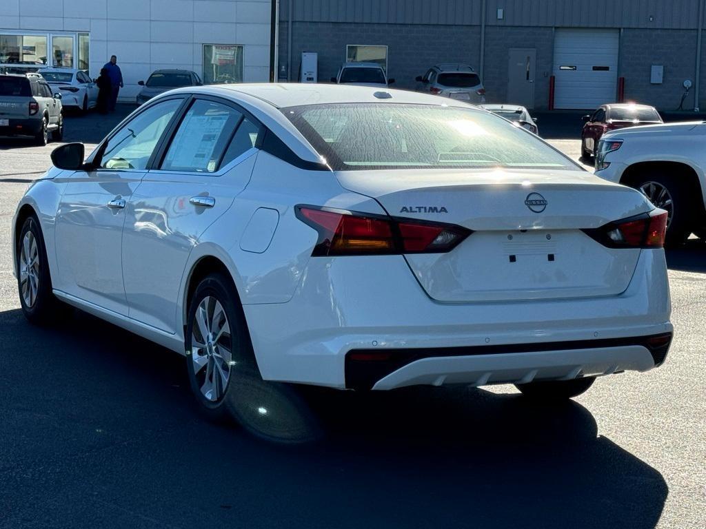 new 2025 Nissan Altima car, priced at $26,640