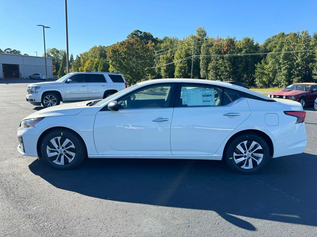 new 2025 Nissan Altima car, priced at $26,640