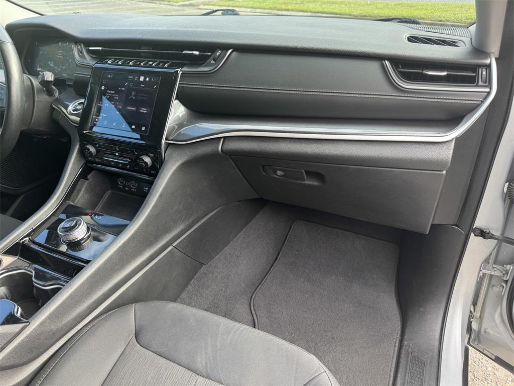 used 2021 Jeep Grand Cherokee L car, priced at $24,999