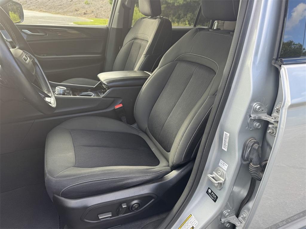 used 2021 Jeep Grand Cherokee L car, priced at $24,999