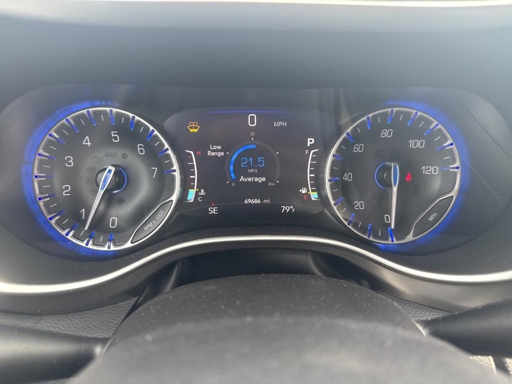 used 2022 Chrysler Pacifica car, priced at $21,988