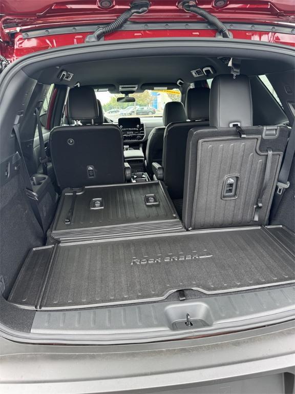 new 2025 Nissan Pathfinder car, priced at $42,748