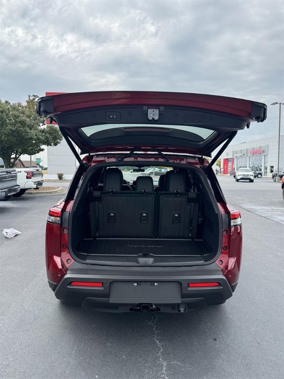new 2025 Nissan Pathfinder car, priced at $42,748