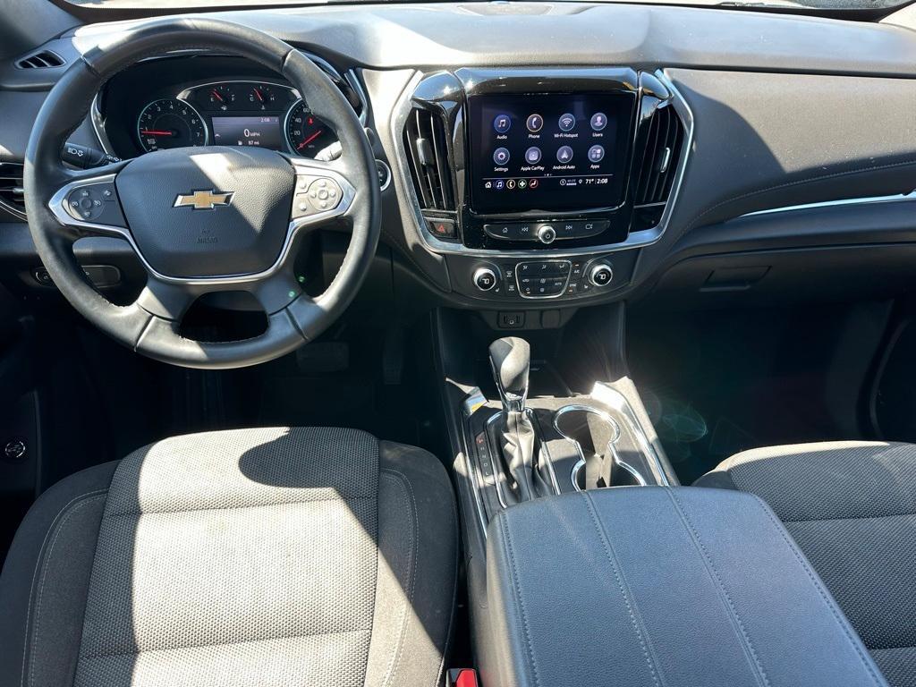 used 2023 Chevrolet Traverse car, priced at $25,988