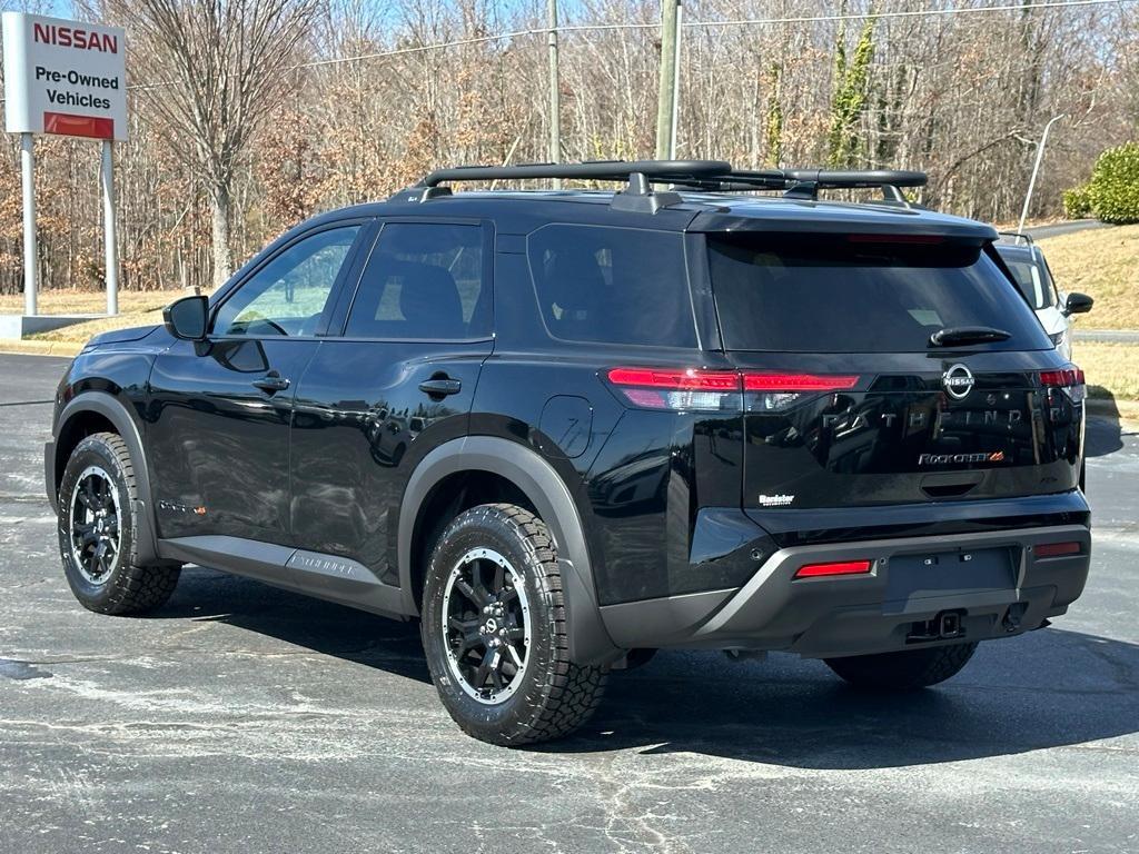 new 2025 Nissan Pathfinder car, priced at $43,650