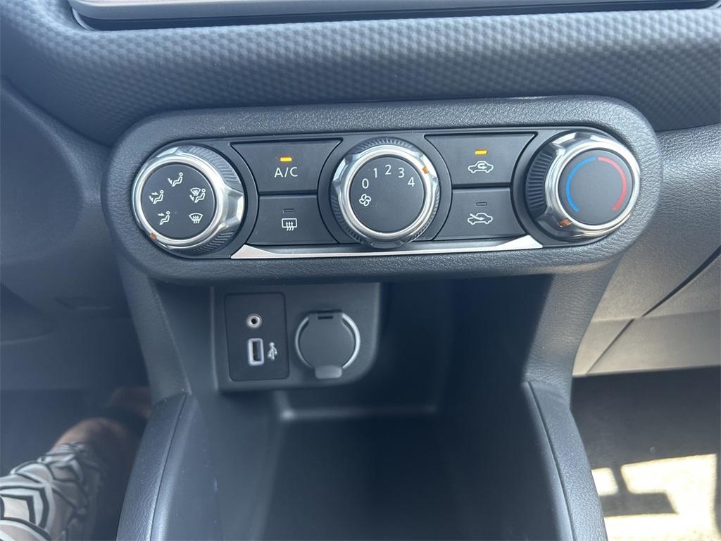 new 2025 Nissan Kicks Play car, priced at $21,970