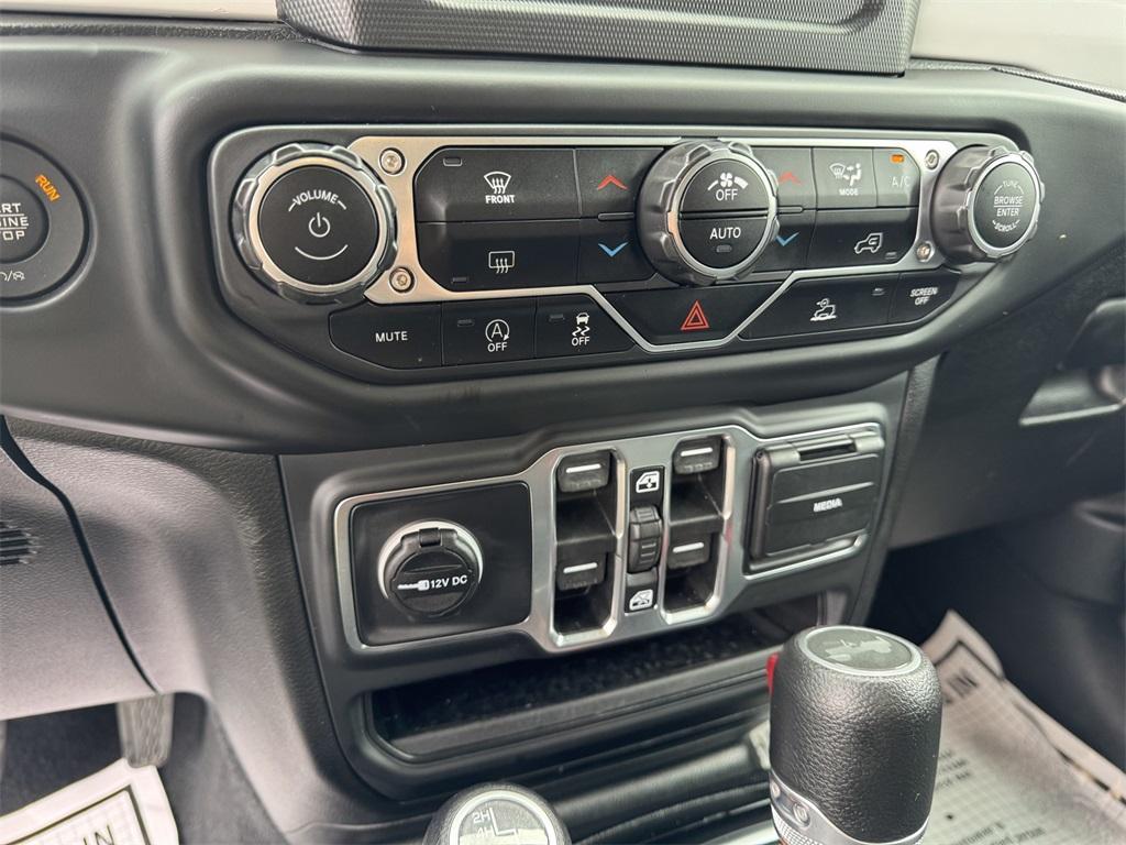 used 2021 Jeep Wrangler Unlimited car, priced at $31,988