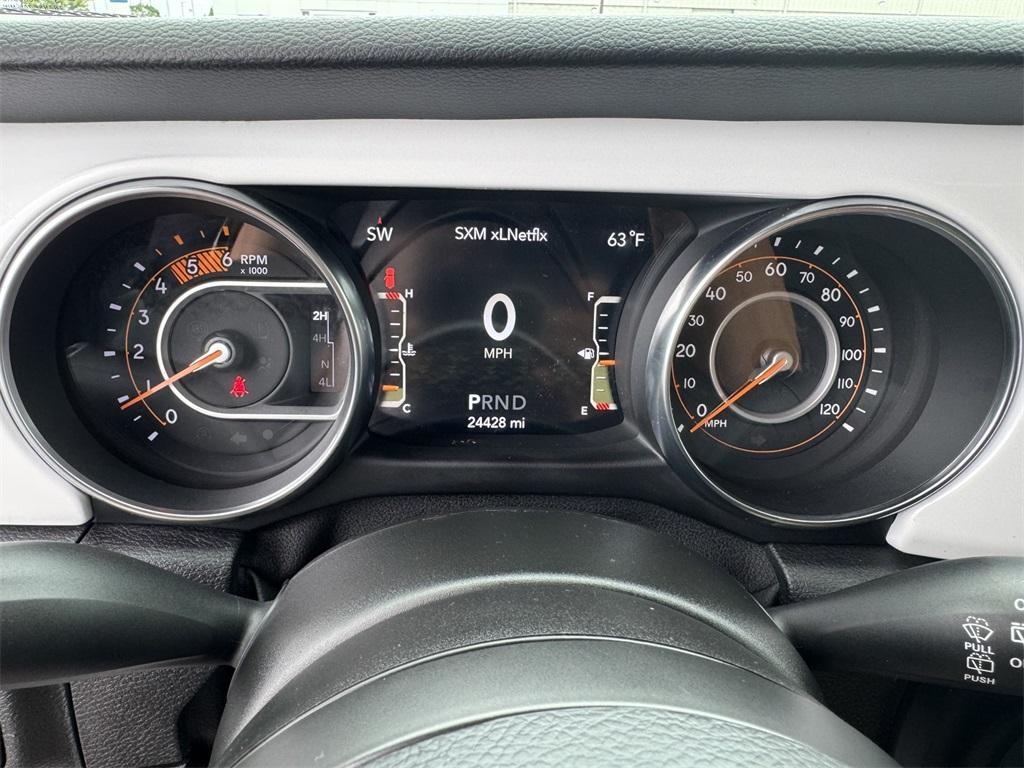 used 2021 Jeep Wrangler Unlimited car, priced at $31,988