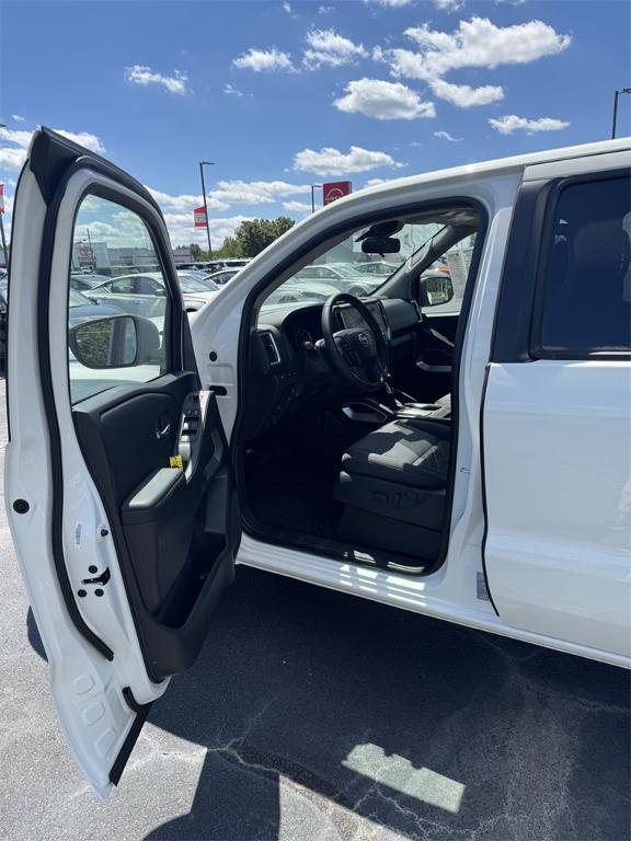 new 2025 Nissan Frontier car, priced at $42,205