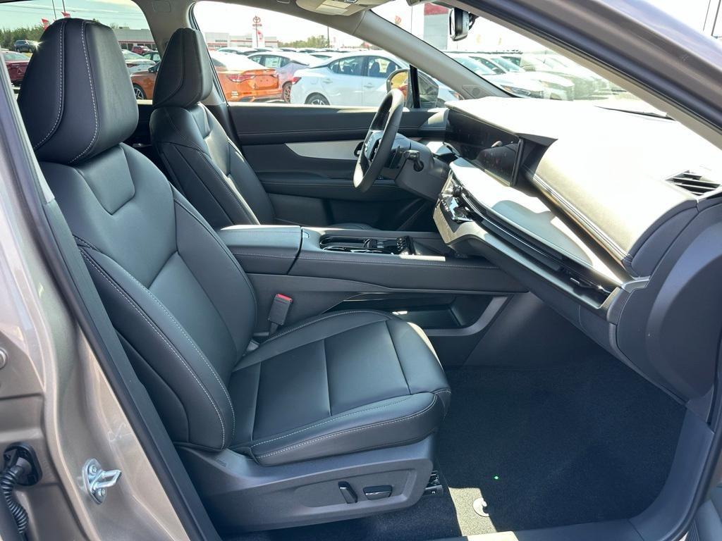 new 2025 Nissan Murano car, priced at $47,715