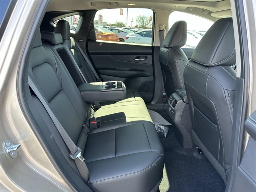 new 2025 Nissan Murano car, priced at $46,215