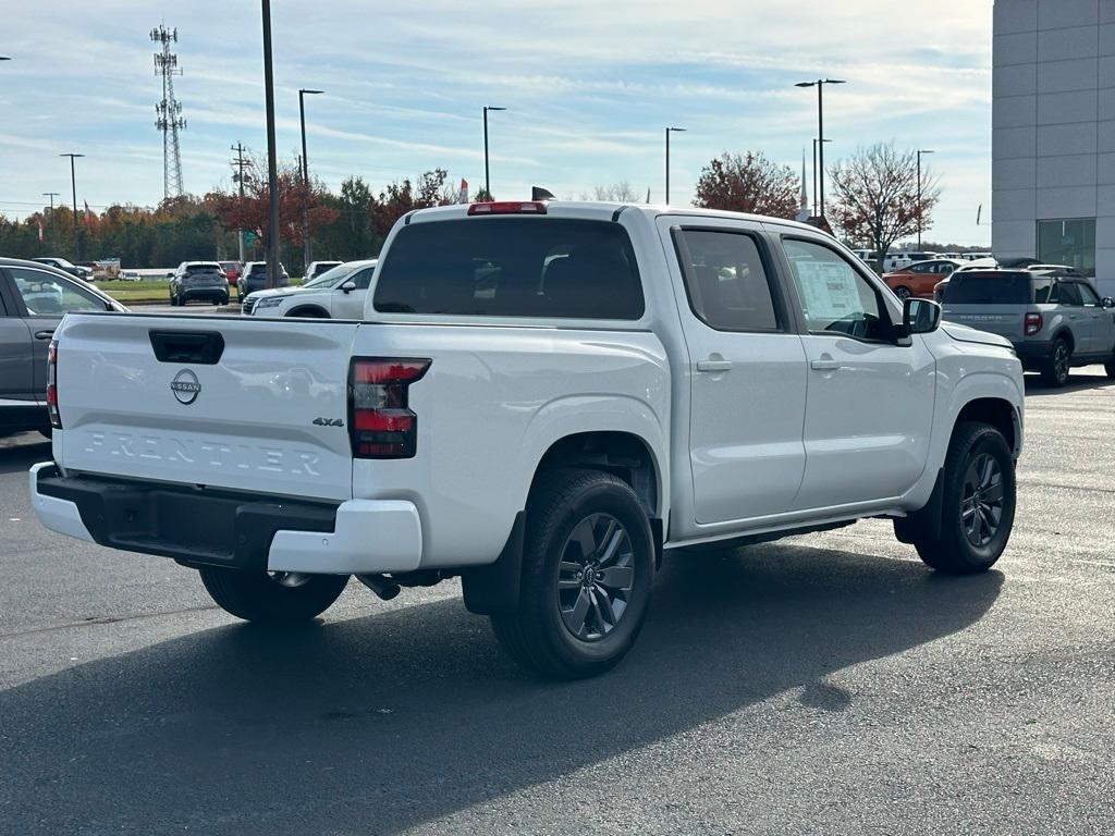 new 2025 Nissan Frontier car