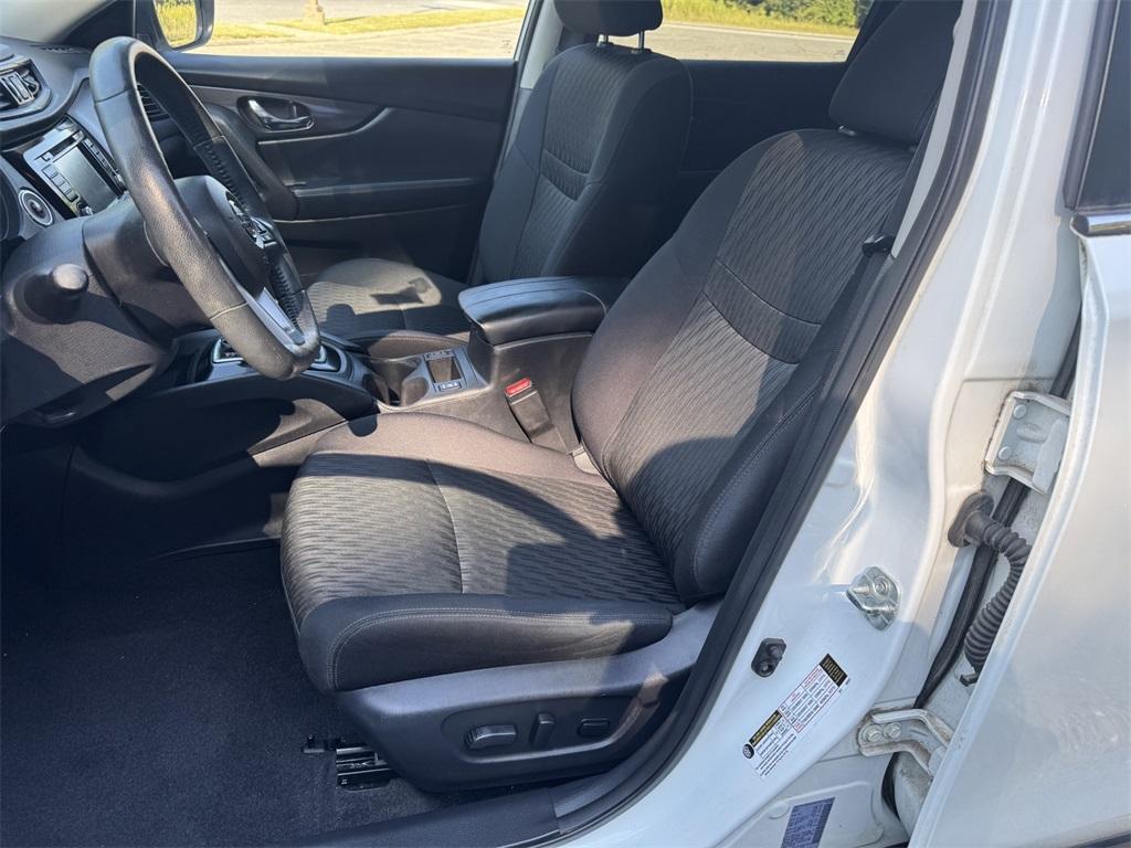 used 2018 Nissan Rogue car, priced at $15,499