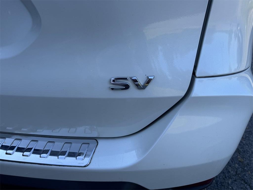 used 2018 Nissan Rogue car, priced at $15,499