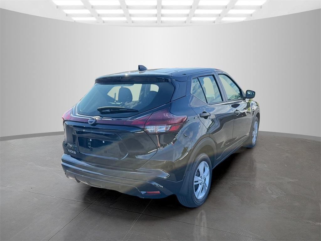 new 2025 Nissan Kicks Play car, priced at $21,950