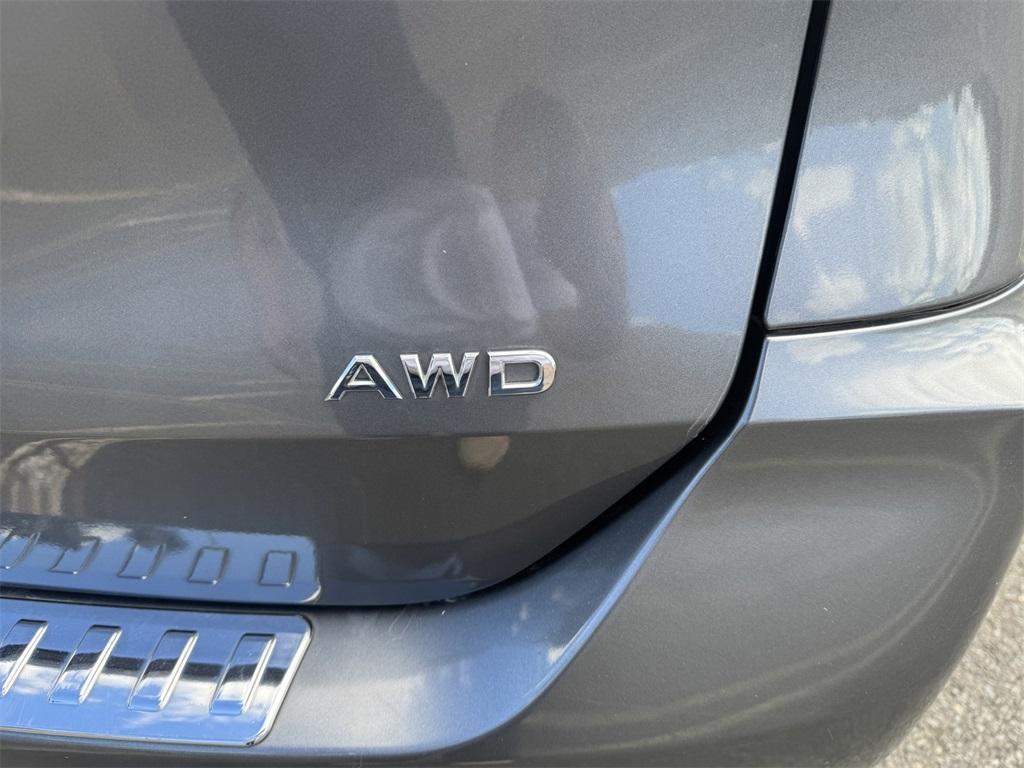 used 2018 Nissan Rogue car, priced at $11,288